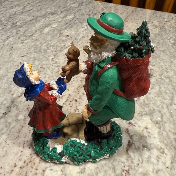 Santas From Around The World 1996 IRISH SANTA
Figurine - Picture 3 of 14